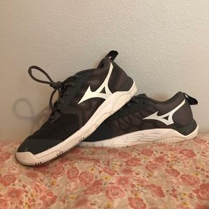 Size 8 Mizuno Wave Supersonic 2 Volleyball Shoes